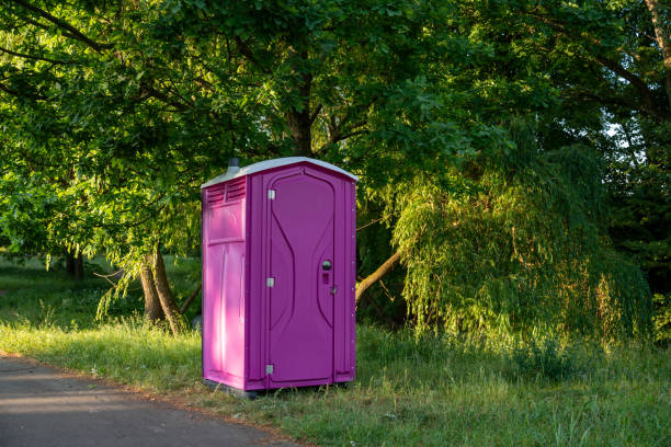 Porta potty delivery and setup in Wild Peach Village, TX